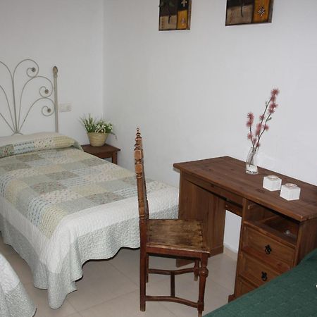 Almoharin Casa Rural La Plaza מראה חיצוני תמונה